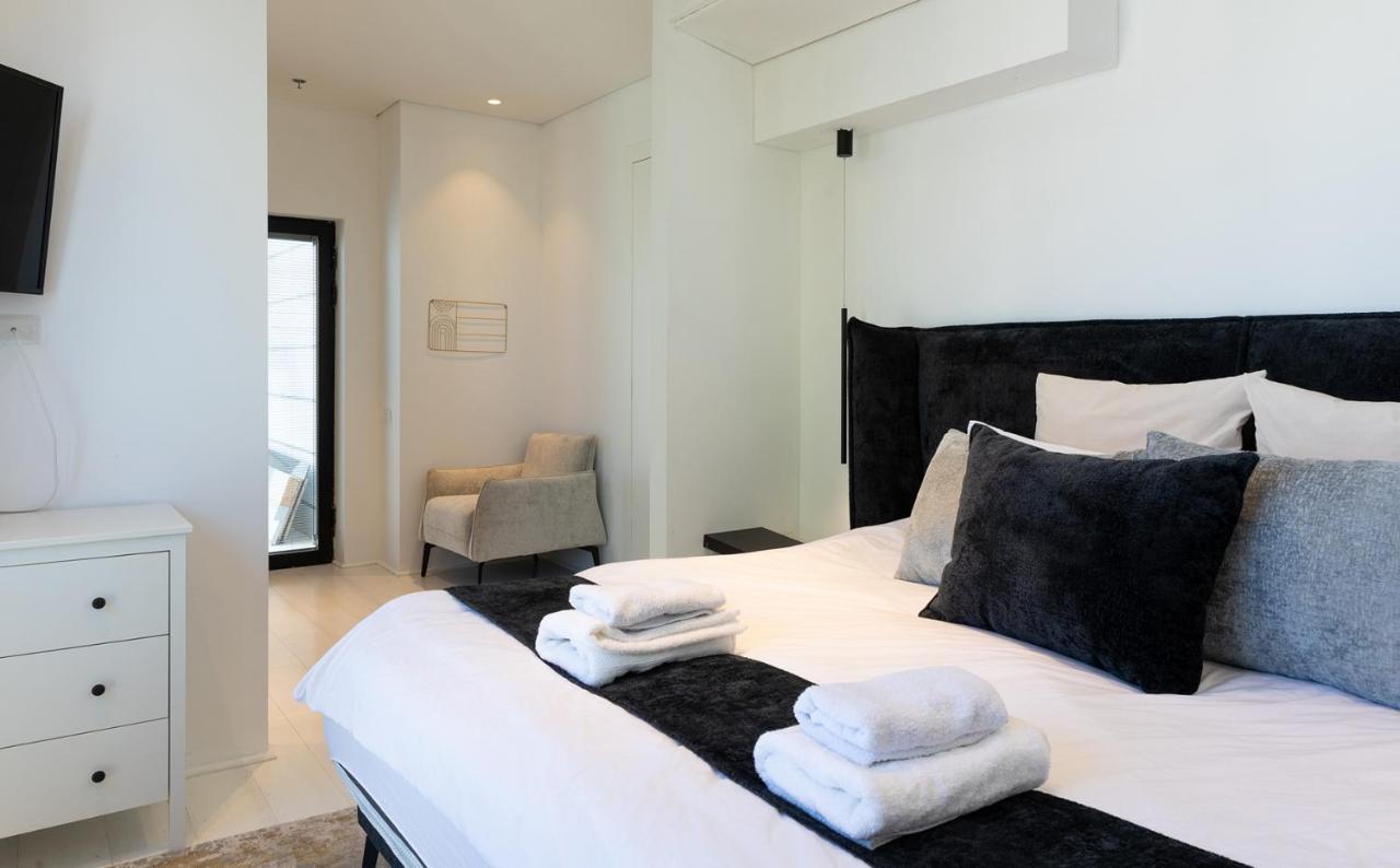 Yalarent Sea-Breeze Penthouse With Jacuzzi Bat Yam Exterior foto
